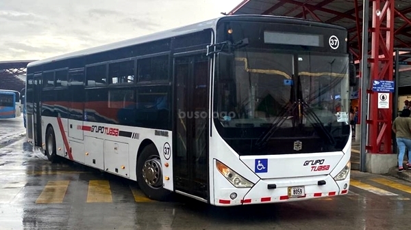 Zhong Tong LCK6125G Intercity Mini